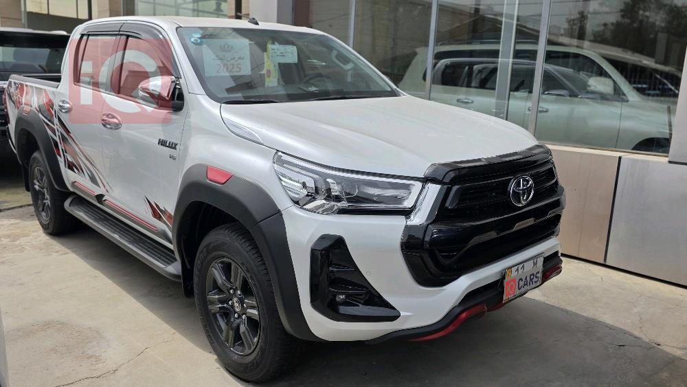 تويوتا هايلوكس